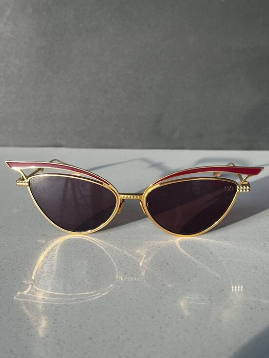 Valentino Cat Eye-Frame gold Titanium Sunglasses main image 10